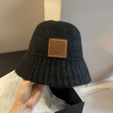 Loewe Caps